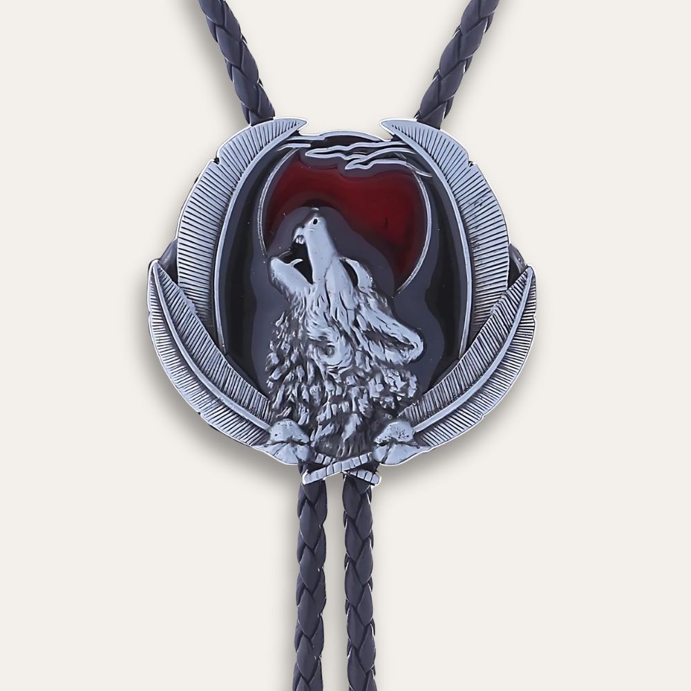 Silver wolf bolo tie